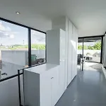 شقة Spacious And Bright Nest With Beautiful Terrace