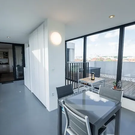 Appartement Spacious And Bright Nest With Beautiful Terrace *